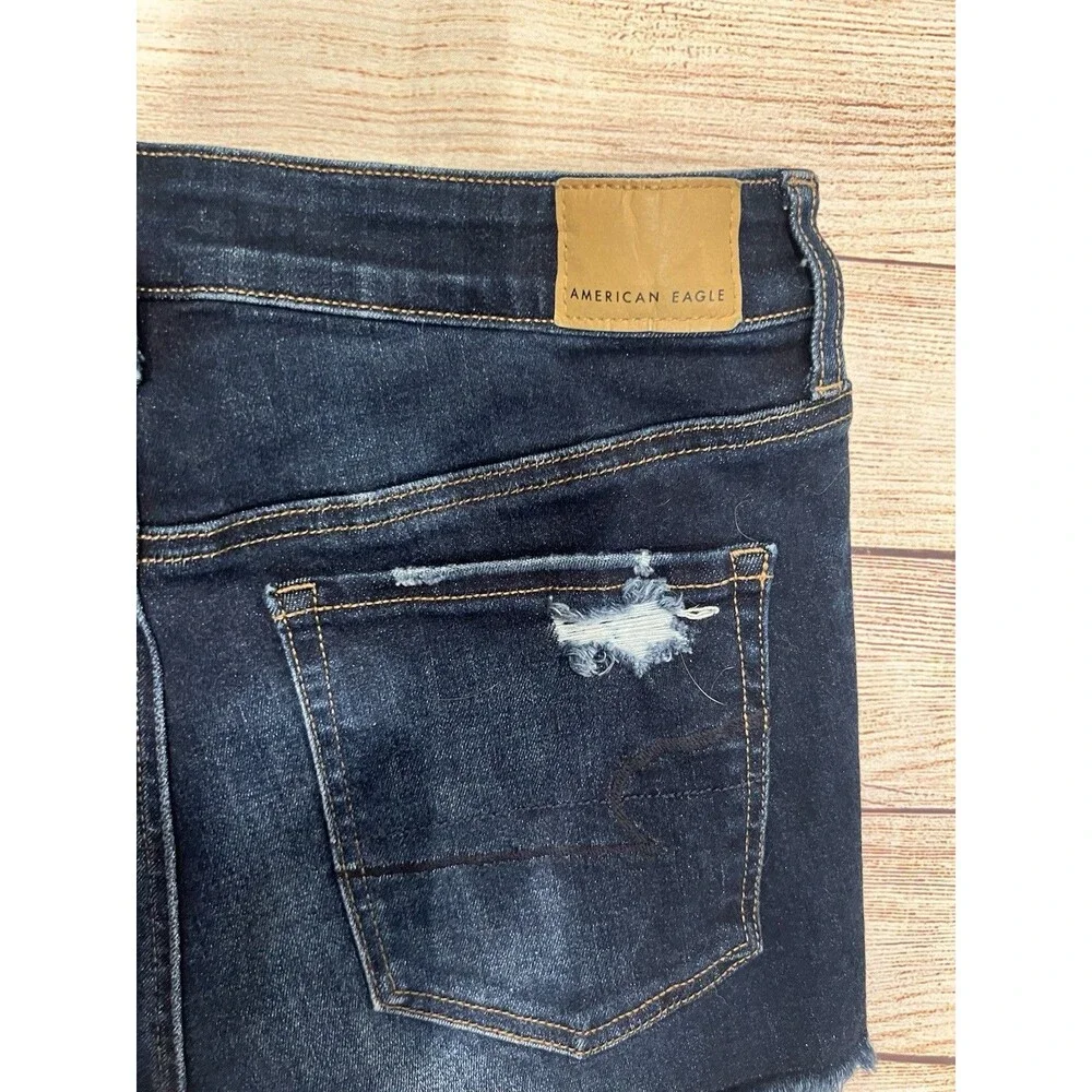 American Eagle Women's Next Level Stretch Jean Shorts Hi Rise Distressed Size 6
